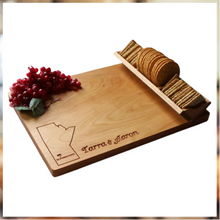 Charger l'image dans la galerie, CH050 Cheeseboard Manitoba Province