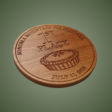 Charger l'image dans la galerie, Personalized Award Wood Trivet, Custom Kitchen Decor, Wooden Pot Holder, Achievement Gift, Recognition Gift