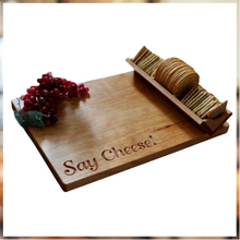 Charger l&#39;image dans la galerie, CH070 Cheeseboard Say Cheese