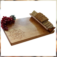 Load image into Gallery viewer, CH095 Cheeseboard Ships Wheel