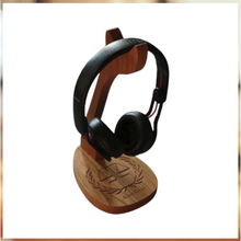 Load image into Gallery viewer, HP770A Headphone Stand Lawyer