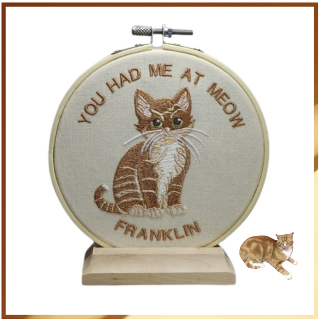 505  Cat Embroidered Hoop Art