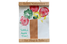 Load image into Gallery viewer, Childs Artwork Magnetic Frame