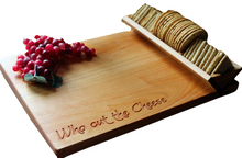 Charger l&#39;image dans la galerie, CH025B Cheeseboard Who Cut The Cheese