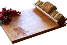 Load image into Gallery viewer, CH062 Cheeseboard Eagle
